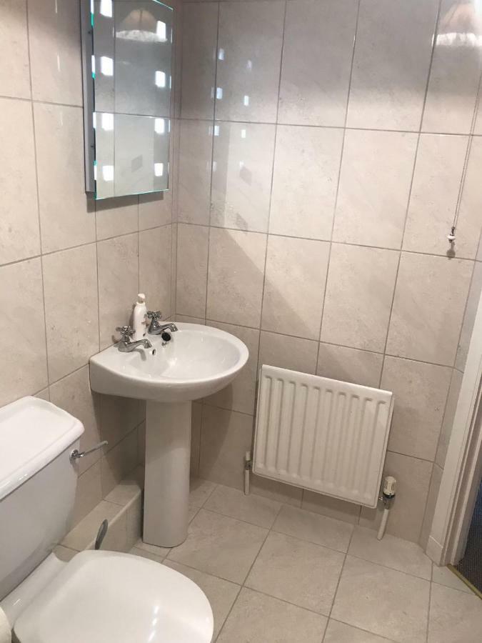 Newry City Centre Apartment Buitenkant foto