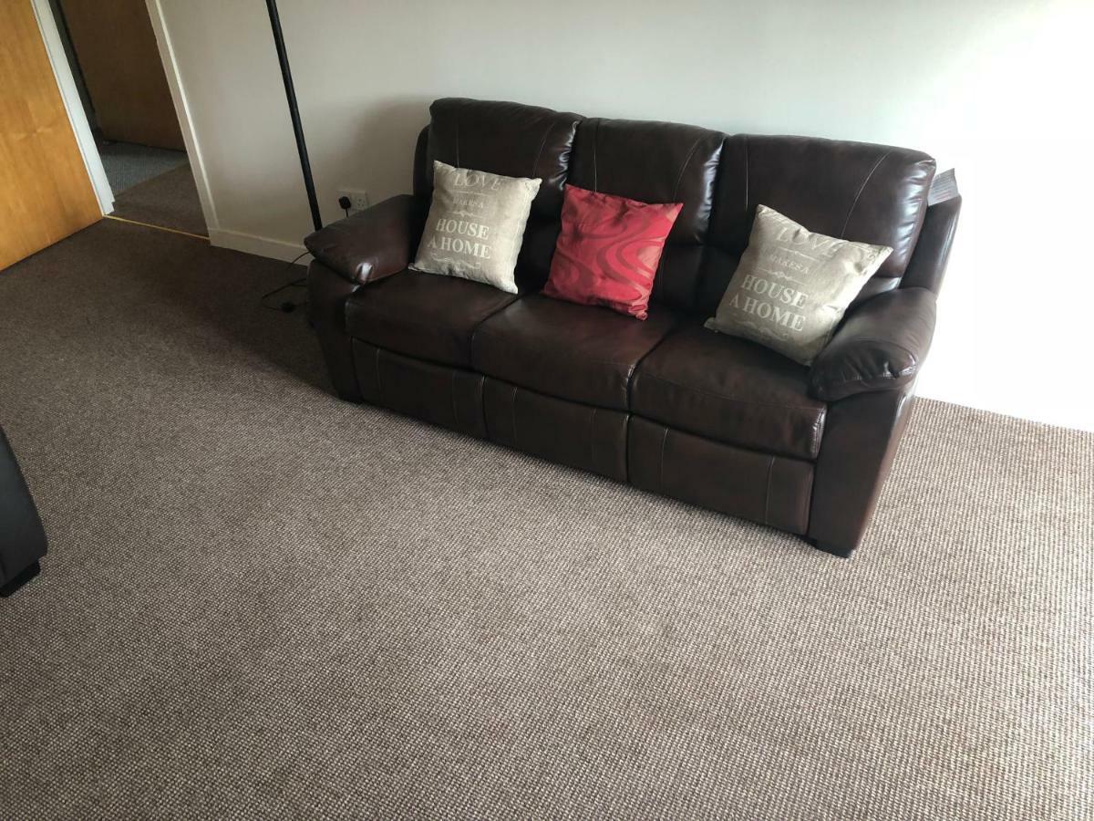 Newry City Centre Apartment Buitenkant foto