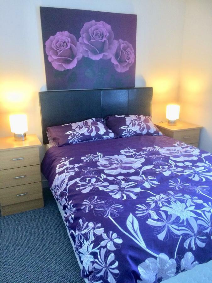 Newry City Centre Apartment Buitenkant foto