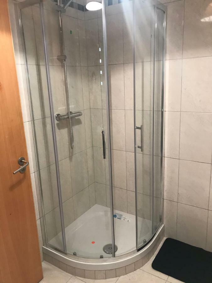 Newry City Centre Apartment Buitenkant foto